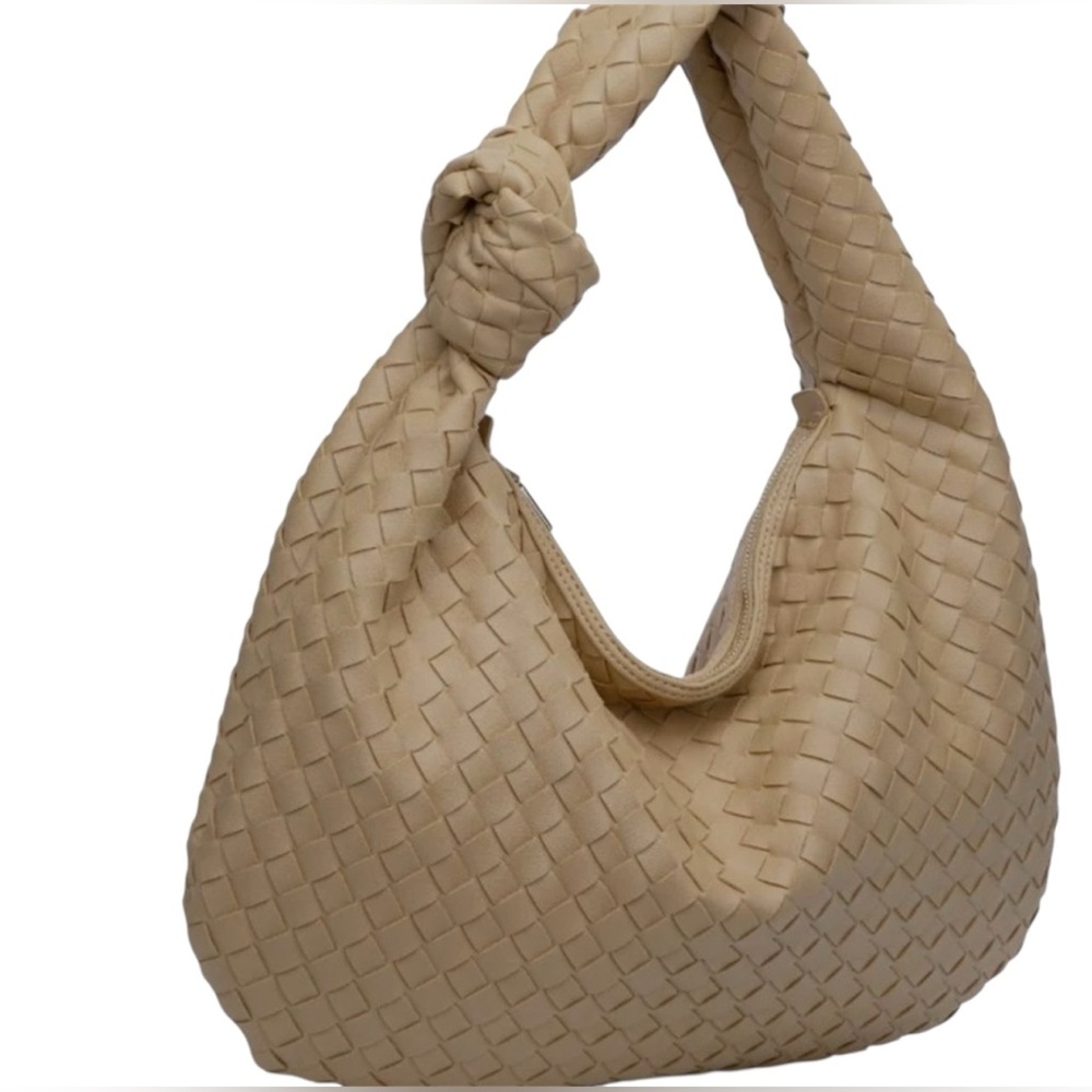 Urban Expressions Tan Woven Bag✨
